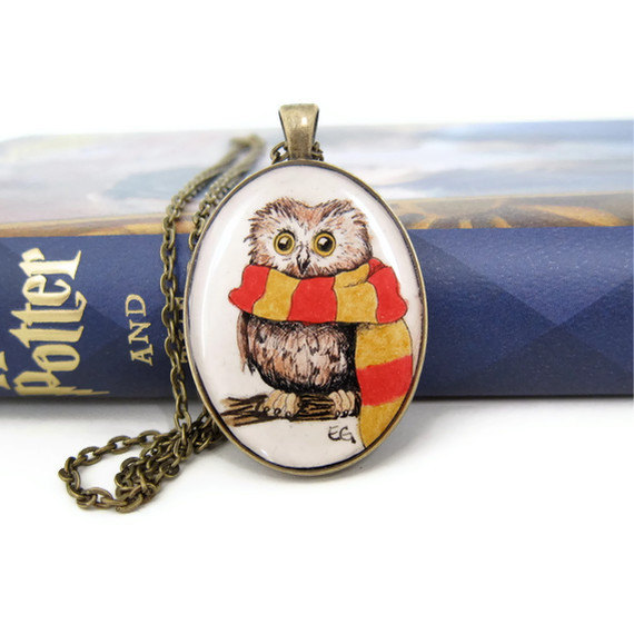 Owl Jewelry, Harry Potter Necklace, Harry Potter Jewelry, Resin Necklace, Gryffindor, Hogwarts